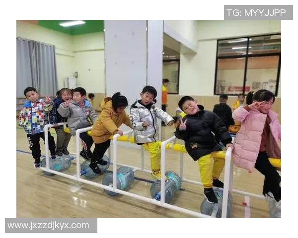 小孩篮球游戏乐趣无穷提升团队合作精神与运动能力的最佳选择